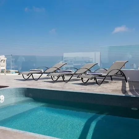 The Grand Cave House Of Santorini *