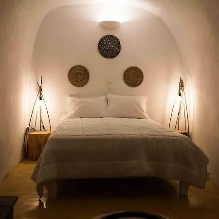 Nyaraló The Grand Cave House Of Santorini Fíra