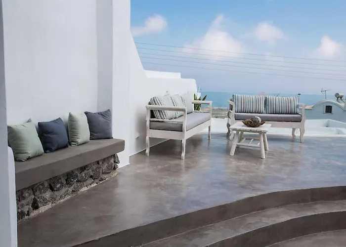 The Grand Cave House Of Santorini *