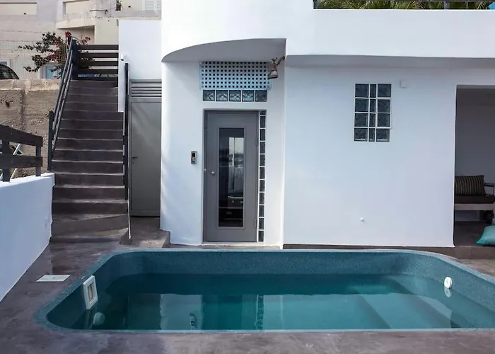 Nyaraló The Grand Cave House Of Santorini *