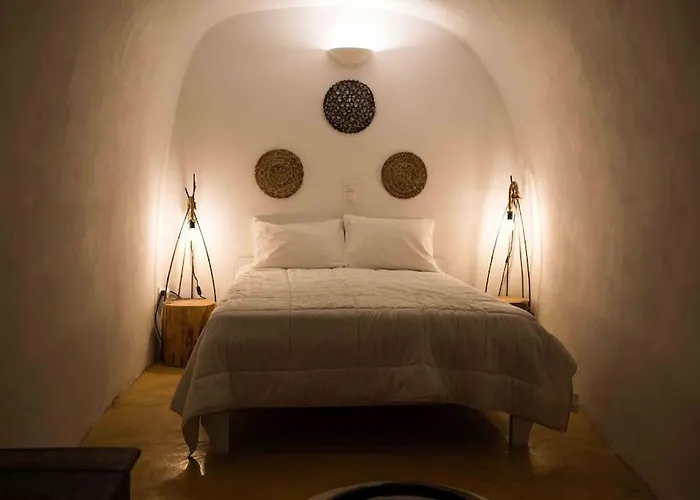 Nyaraló The Grand Cave House Of Santorini Fíra