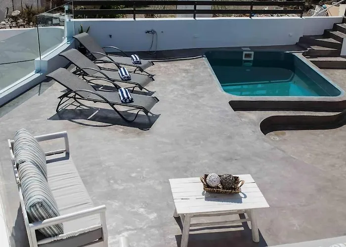 The Grand Cave House Of Santorini Fíra