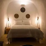 Nyaraló The Grand Cave House Of Santorini Fíra