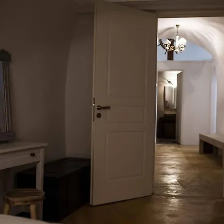 The Grand Cave House Of Santorini * סנטוריני